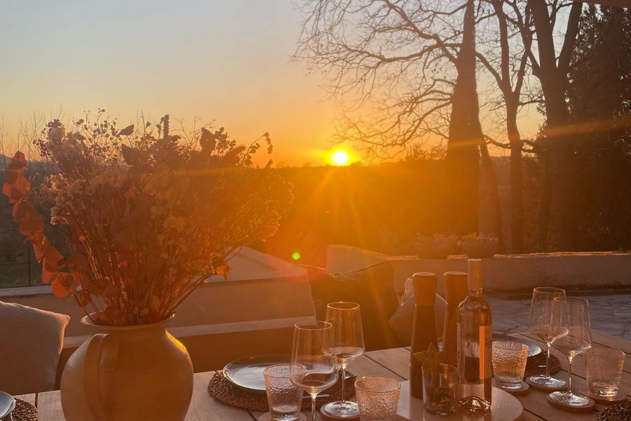 98512db9-cf41-41e8-9288-22137327f03b