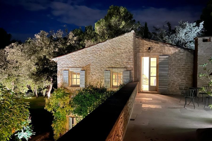 Luxury holiday villa with 7 suites and pool in Provence